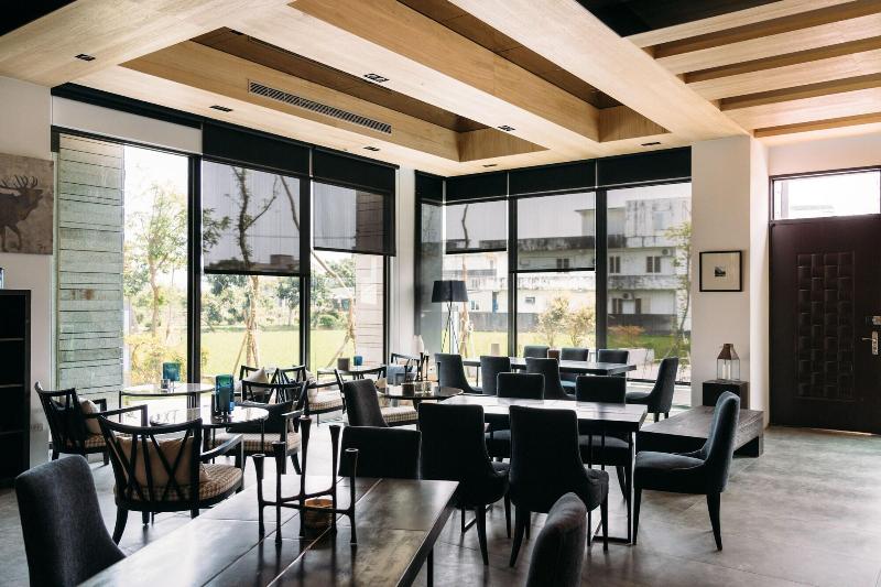 تختخواب و صبحانه Tsang Kuo Resort