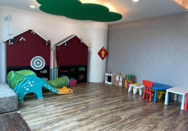 تختخواب و صبحانه Tsang Kuo Resort