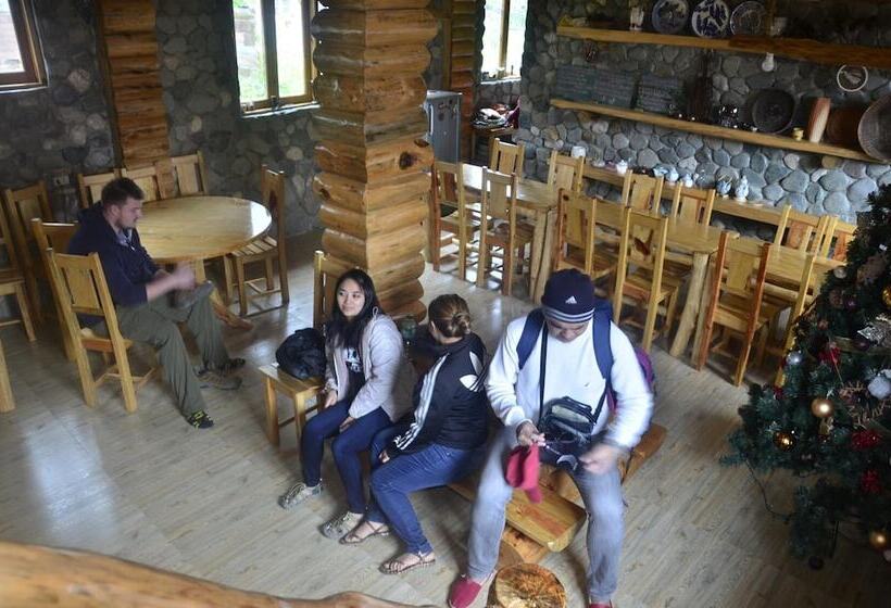 Hotel Agape Log Cabin