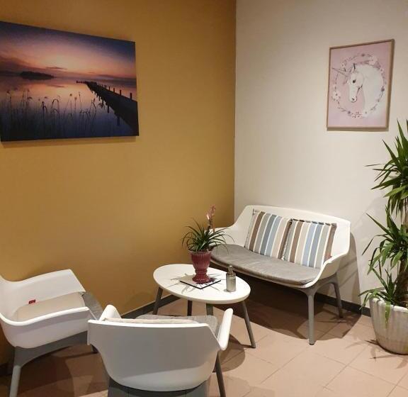 فندق Auberge De La Licorne