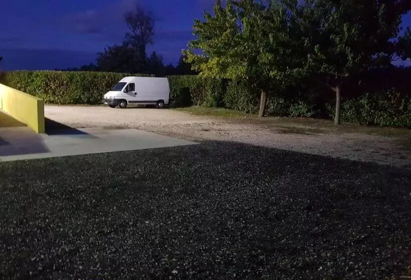 Hotelli Auberge De La Licorne