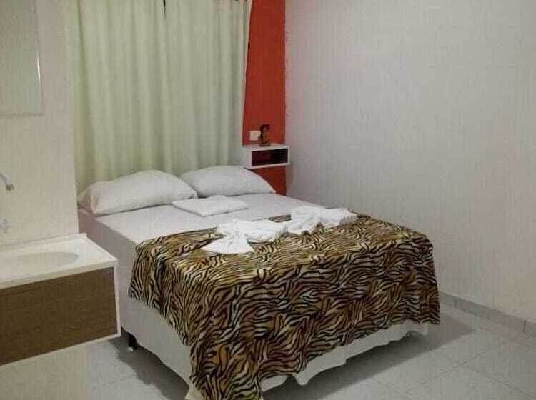 هتل Encantos Dos Sonhos