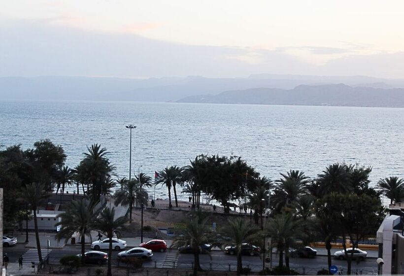 هتل Holiday Aqaba