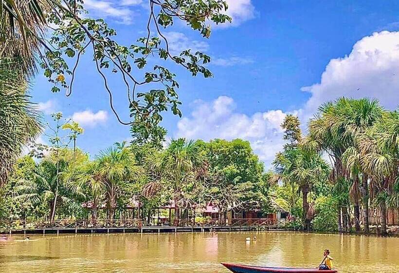 Hotel Wakaya Ecolodge