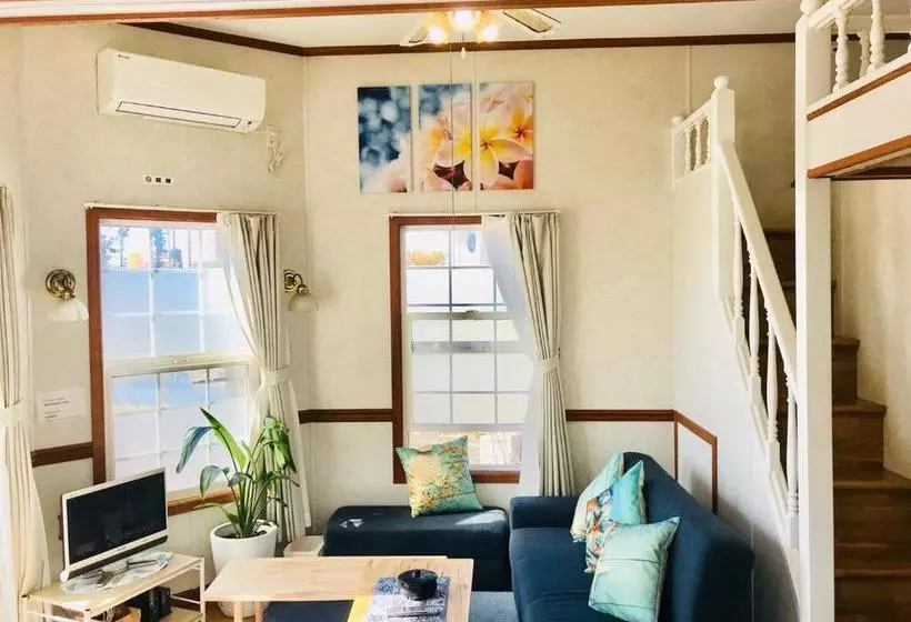 Mini Chula Inn