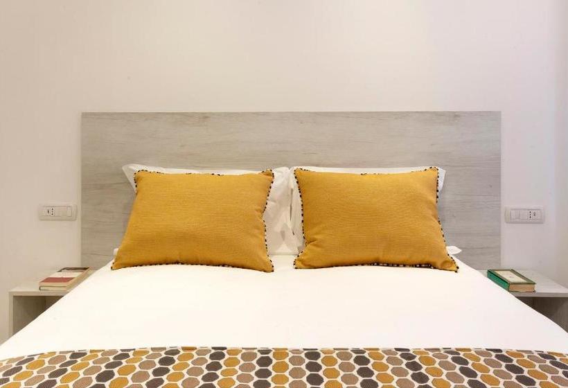 פנסיון Delle Rose Suites