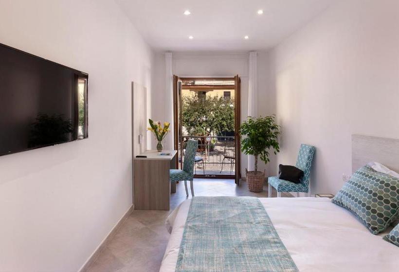 פנסיון Delle Rose Suites