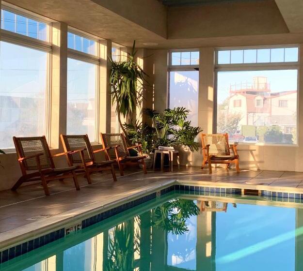 Atlantic Beach Hotel Newport