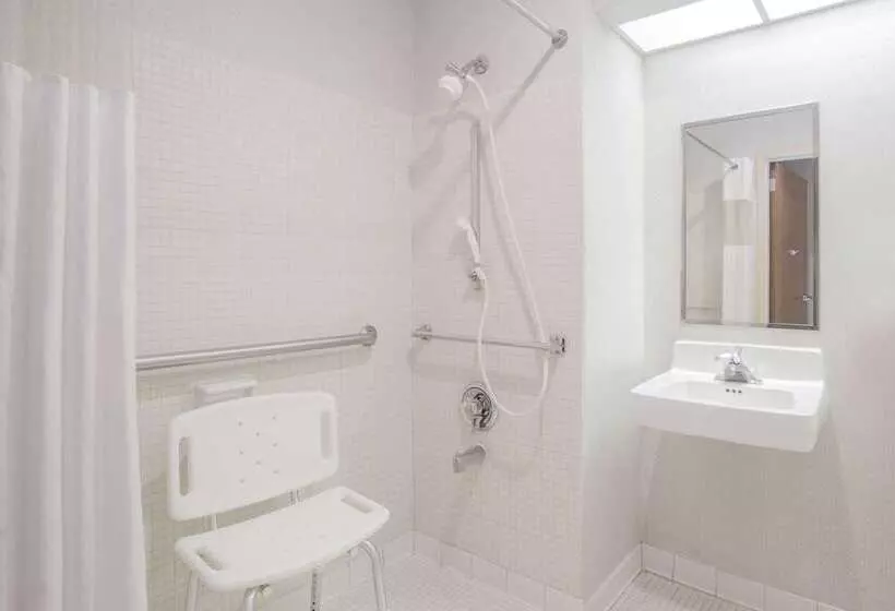 酒店 Baymont By Wyndham Corbin