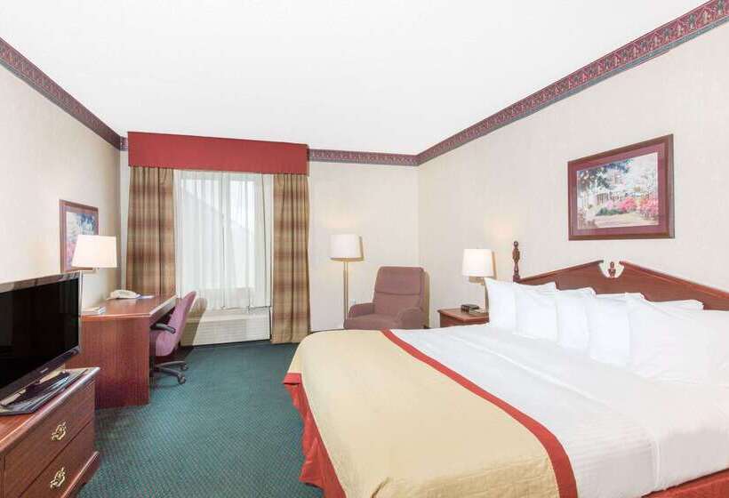 Отель Baymont By Wyndham Jonesboro