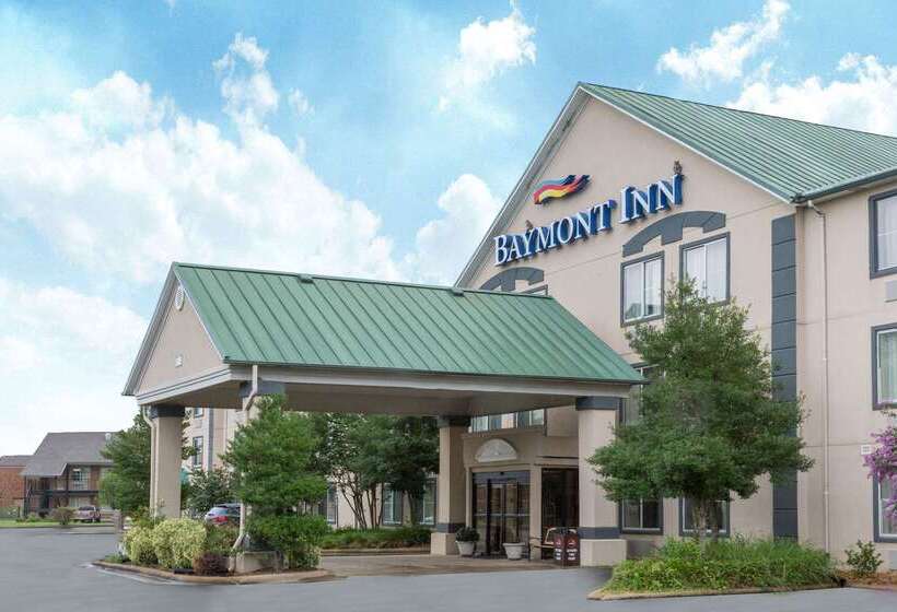Отель Baymont By Wyndham Jonesboro