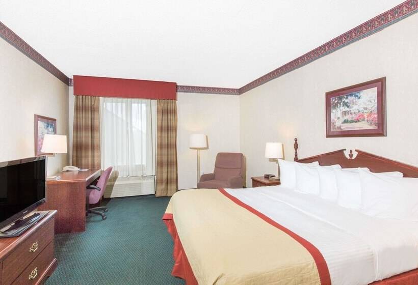 Отель Baymont By Wyndham Jonesboro