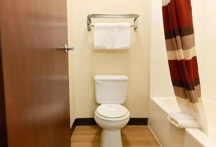 Отель Baymont Inn & Suites By Wyndham Lincoln Ne