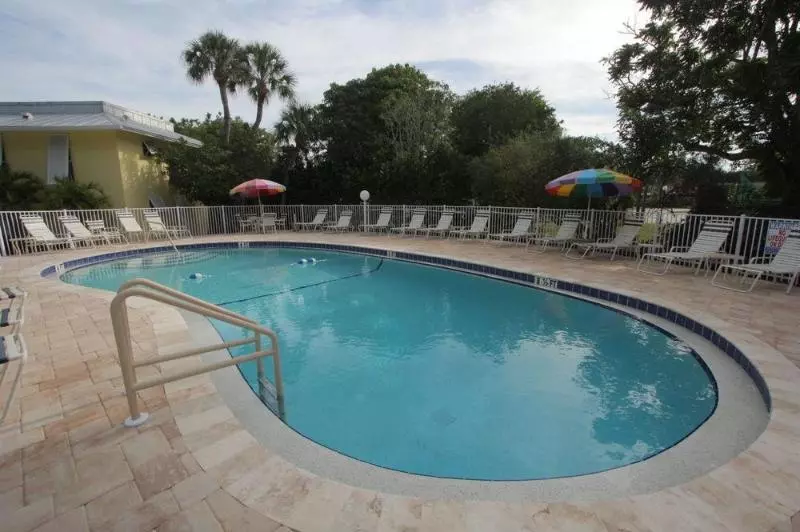 فندق Beach Castle