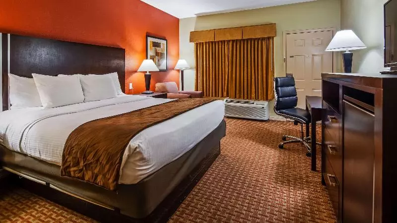 هتل Americas Best Value Inn Monroe