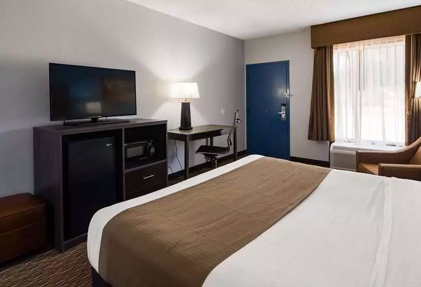 Отель Best Western Emporia