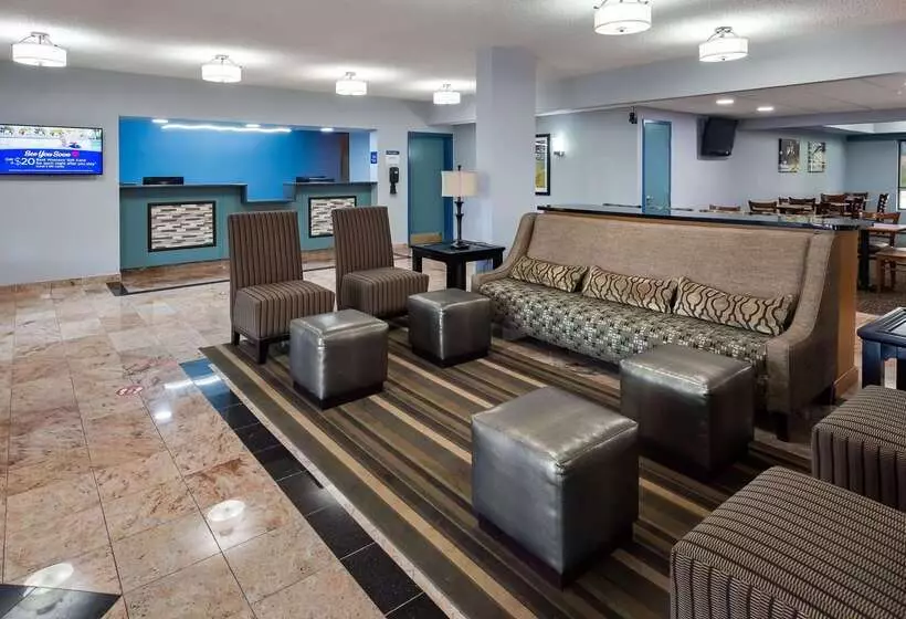 Отель Best Western Emporia