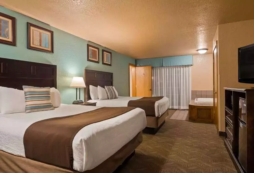 酒店 Best Western Plus Bayshore Inn