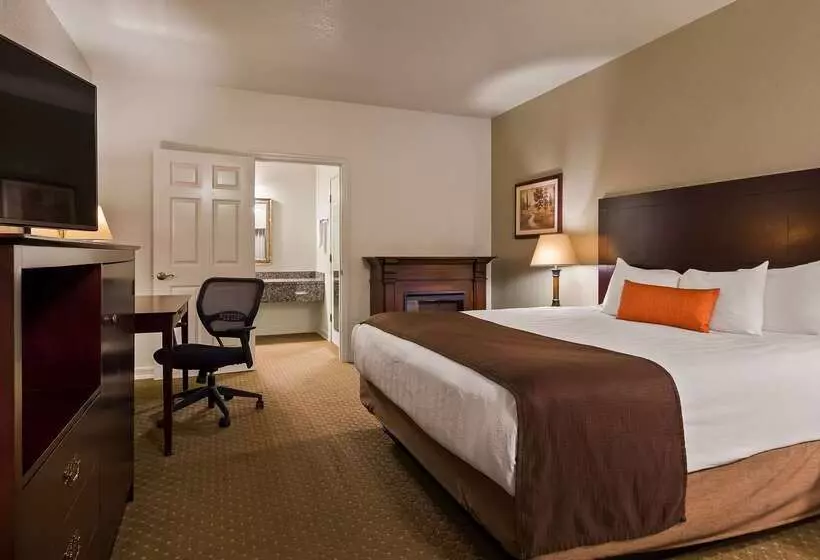 酒店 Best Western Plus Bayshore Inn