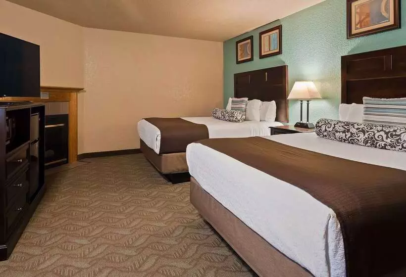 酒店 Best Western Plus Bayshore Inn