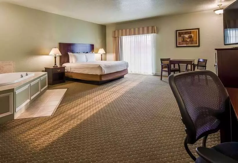 酒店 Best Western Plus Bayshore Inn