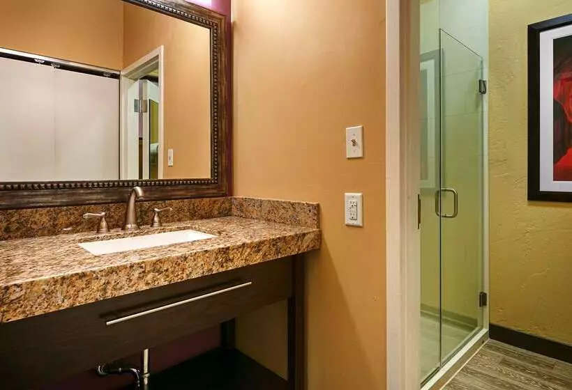 هتل Best Western View Of Lake Powell