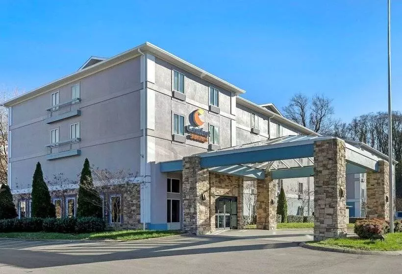 호텔 Comfort Suites Nashville Airport   Bna
