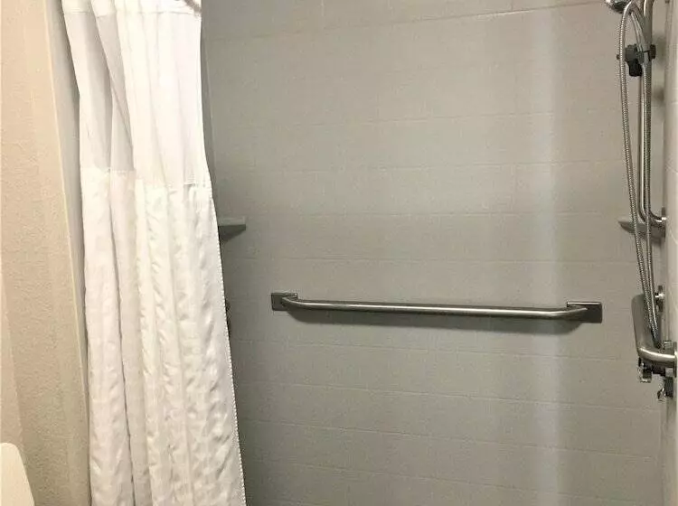 호텔 Comfort Suites Nashville Airport   Bna