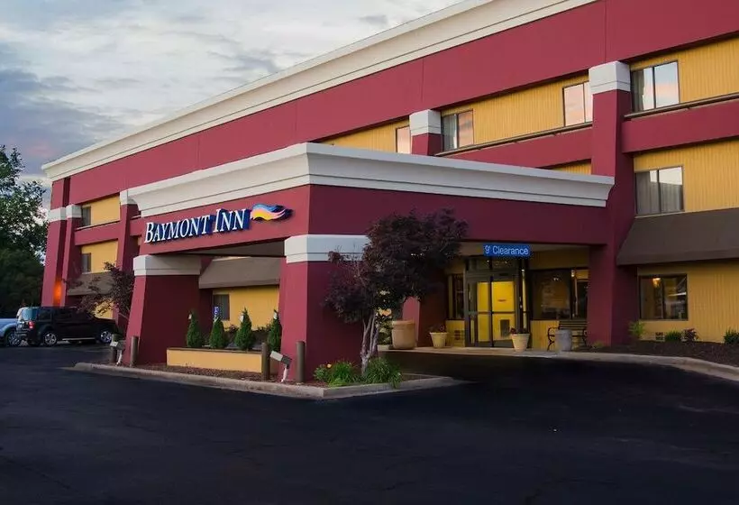 هتل Days Inn By Wyndham Fort Smith