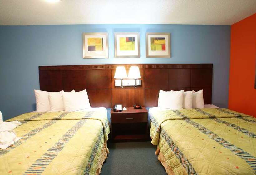 هتل Ramada By Wyndham Flamingo Water Park