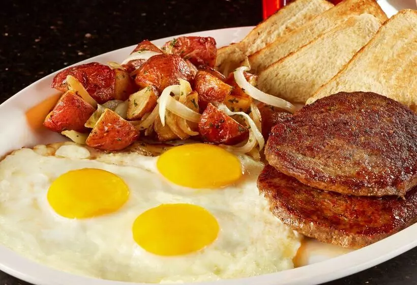 호텔 Ramada By Wyndham Flamingo Water Park