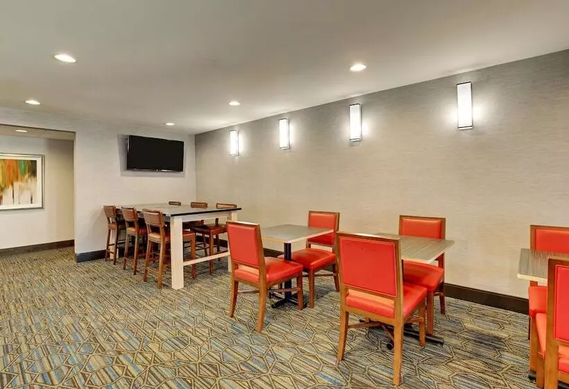 هتل Holiday Inn Express Nashville W I40, An Ihg