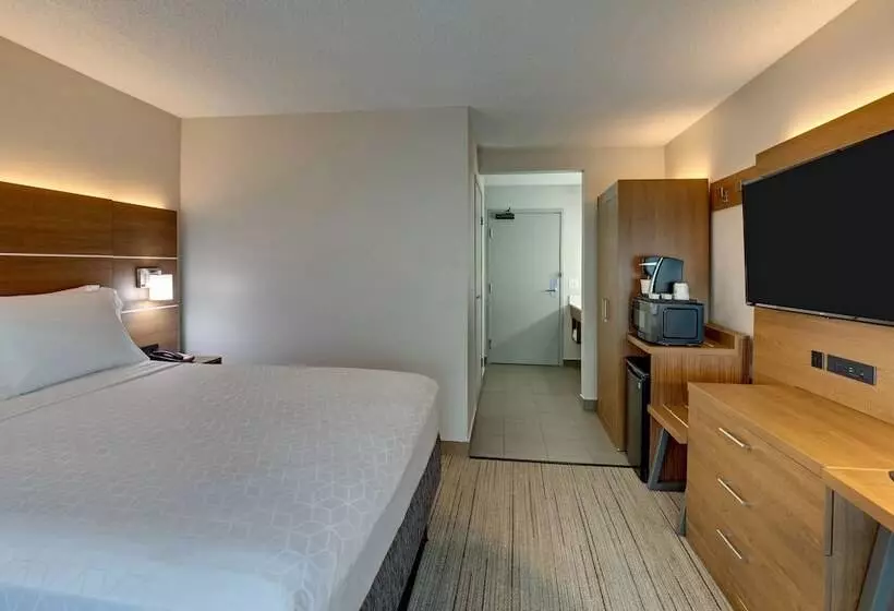 هتل Holiday Inn Express Nashville W I40, An Ihg