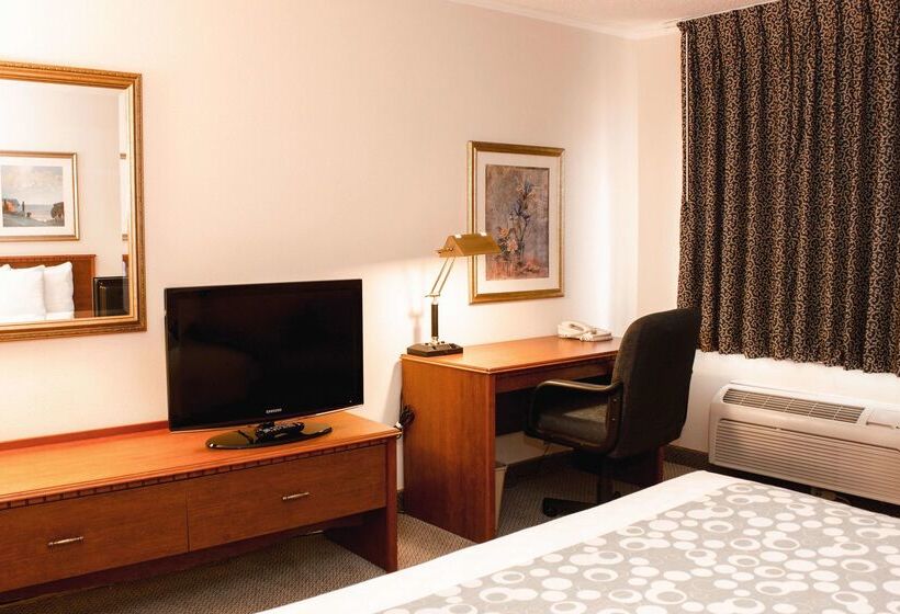 호텔 La Quinta Inn By Wyndham Cincinnati North