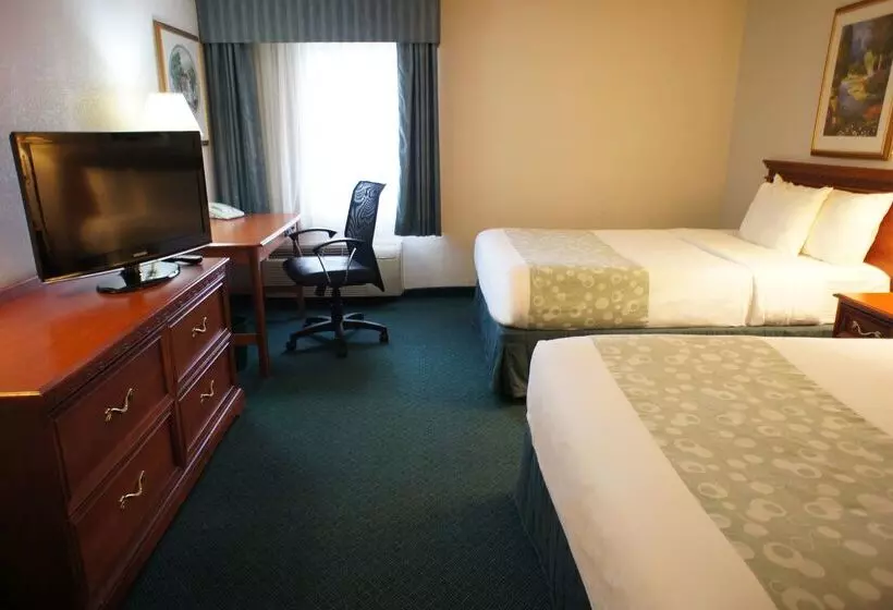 ホテル La Quinta Inn By Wyndham Cleveland Independence