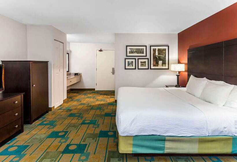 فندق La Quinta Inn By Wyndham Sheboygan