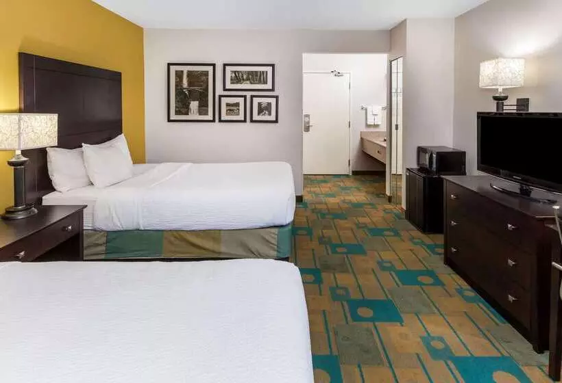 호텔 La Quinta Inn By Wyndham Sheboygan