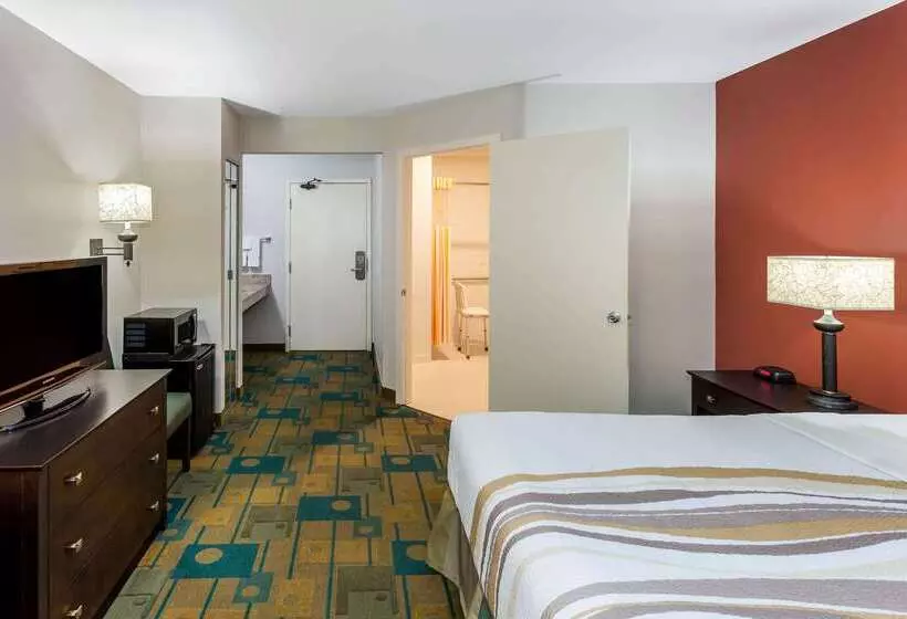 호텔 La Quinta Inn By Wyndham Sheboygan