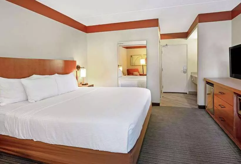 فندق La Quinta By Wyndham Miami Cutler Bay