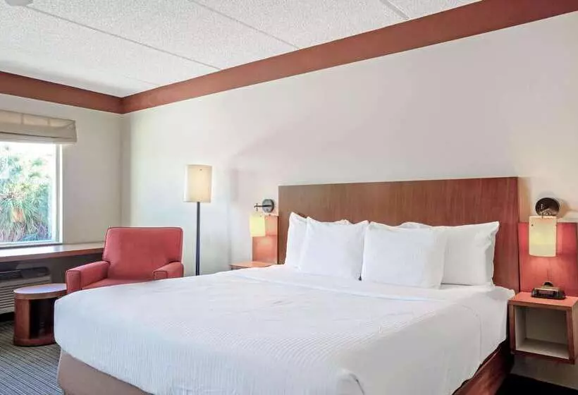 فندق La Quinta By Wyndham Miami Cutler Bay
