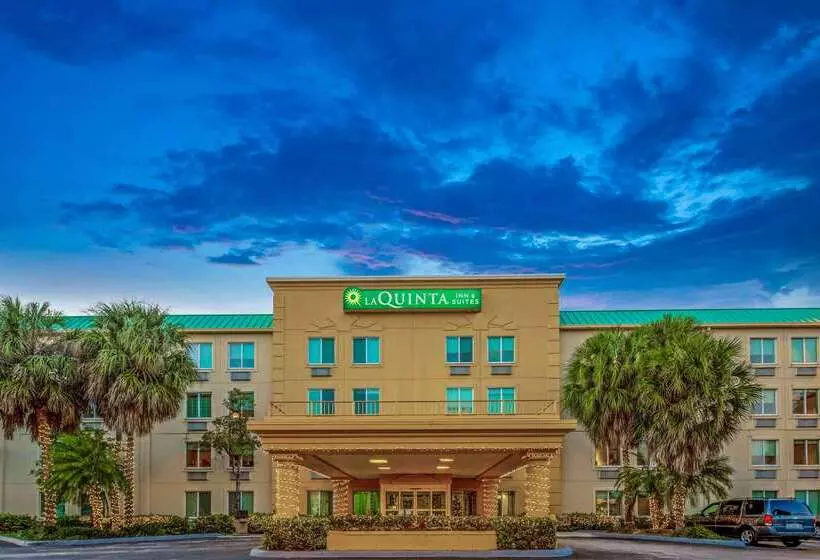 فندق La Quinta By Wyndham Miami Cutler Bay