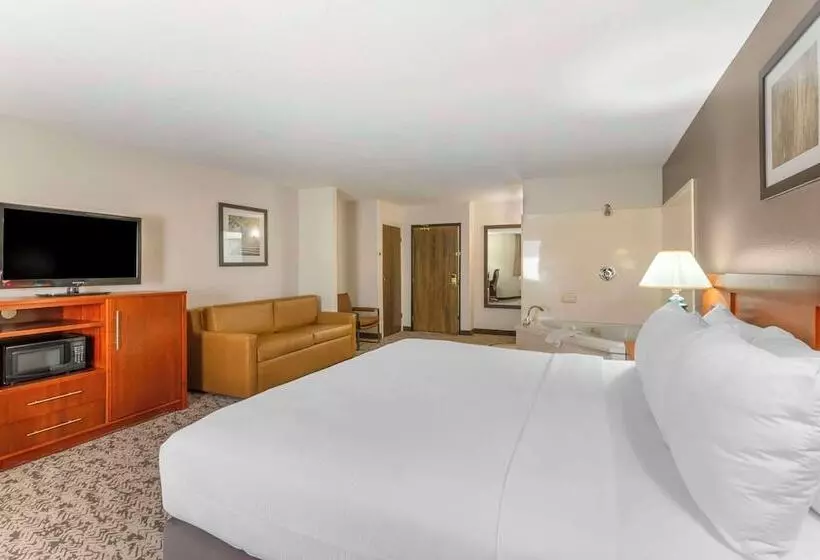 酒店 Quality Inn & Suites Fillmore I15