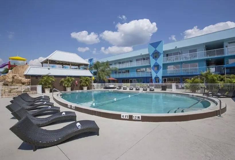 هتل Ramada By Wyndham Flamingo Water Park
