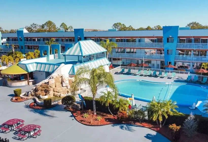 هتل Ramada By Wyndham Flamingo Water Park