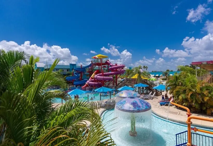هتل Ramada By Wyndham Flamingo Water Park