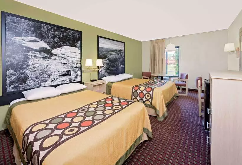 בית מלון כפרי Super 8 By Wyndham Metropolis