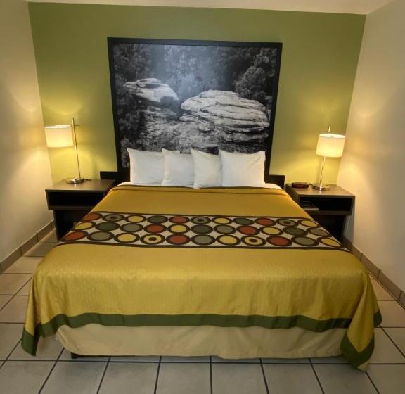 בית מלון כפרי Super 8 By Wyndham Metropolis