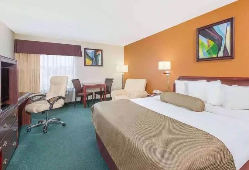 Отель Super 8 Somerset