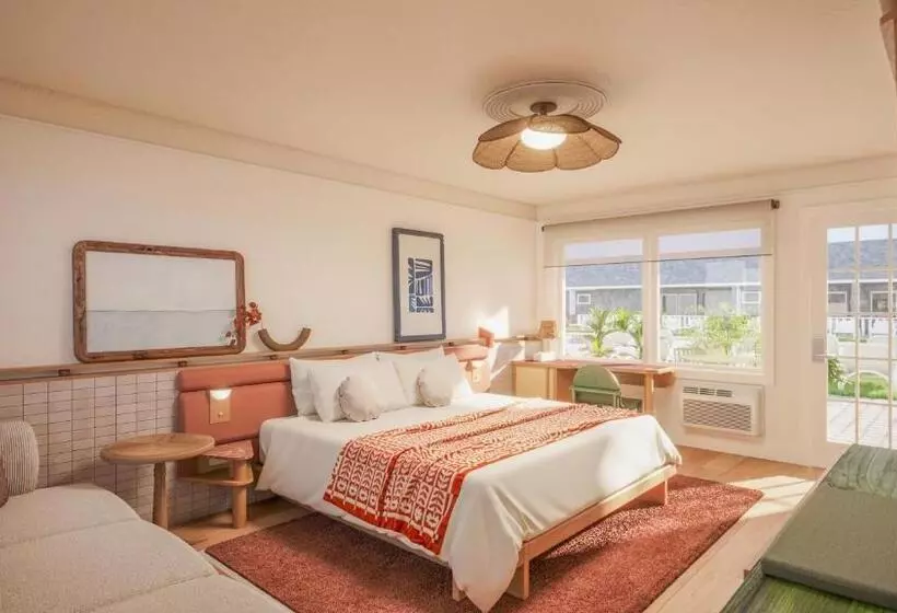 Отель Beachside On Nantucket