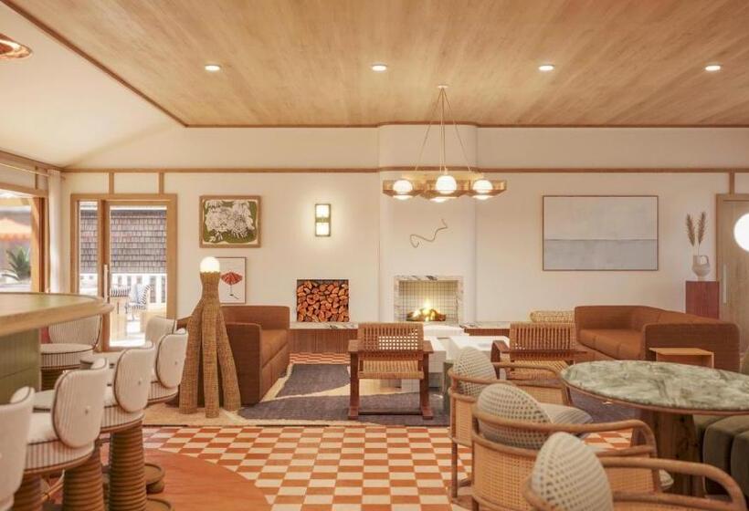 هتل Beachside On Nantucket